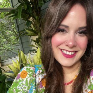 Meet your Posher, Maria